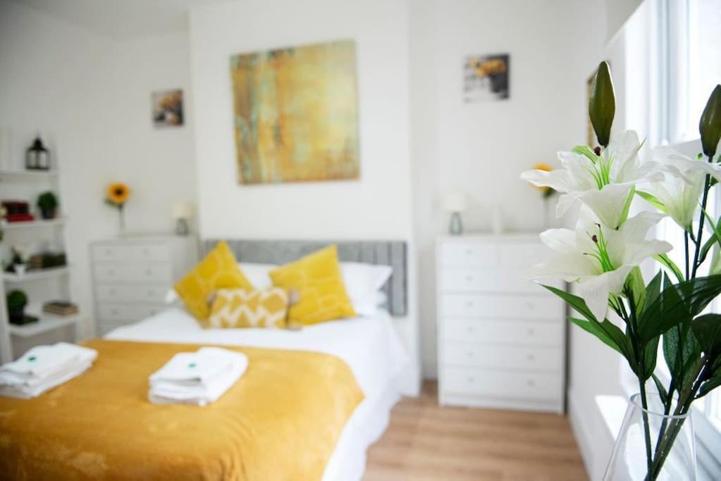 King'S Central Cambridge Apartment Экстерьер фото